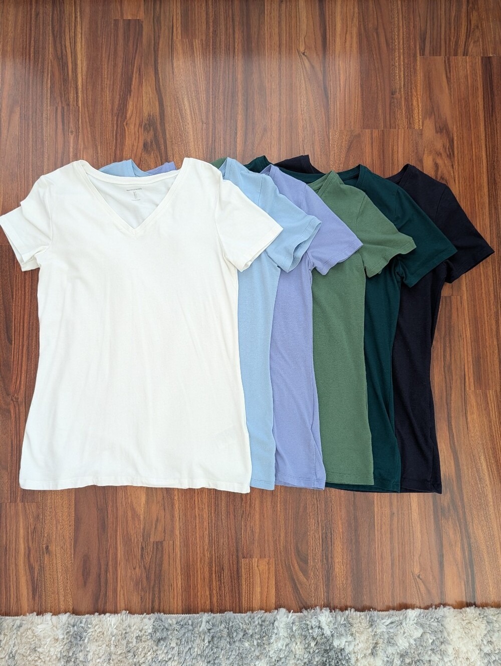 V-Neck Short Sleeve Shirts